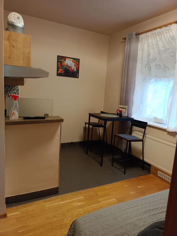 msprivat Hotell Karlsbad Exteriör bild